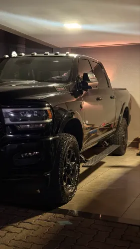 Ram 2500 Laram. 6.7 Night ED. TB CD 4X4 DIE 2021