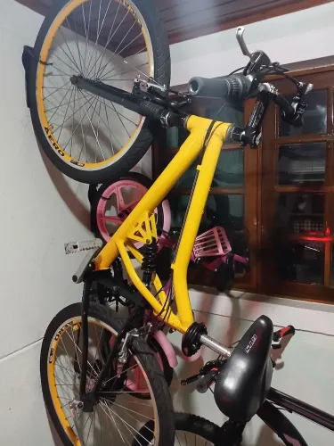 Bicicleta Caloi - Aro 26 - Câmbio Shimano