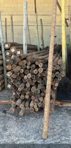 Peça eucalipto tratado 4-6  no tamanho de 3,00 m cada _ Nova (31)3452-6364