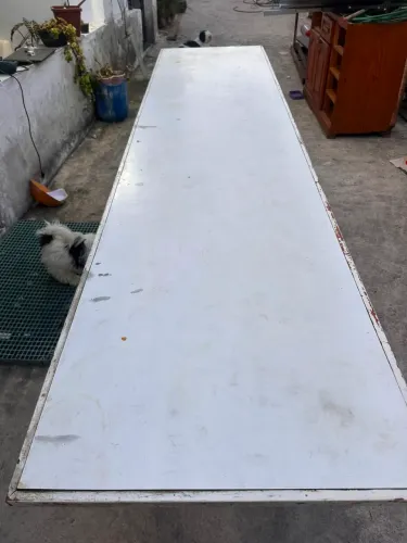 Mesa para comércio