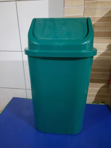 lixeira 50 litros para comércio