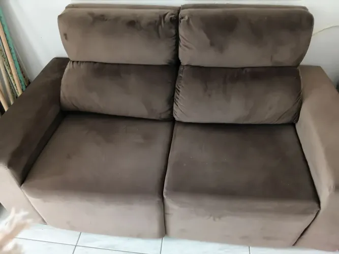 Vendo sofá retrátil, semi novo