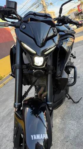 YAMAHA MT - 03 impecável único dono 2023