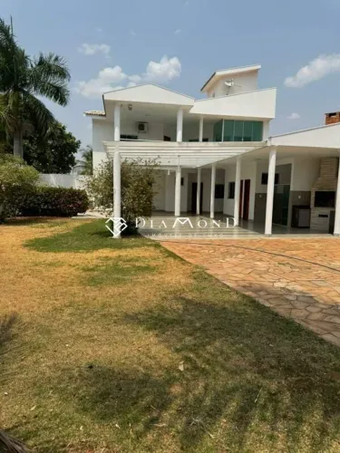 Casa à venda, 3 quartos, 3 suítes, 8 vagas, Jardim Karaíba - Uberlândia/MG