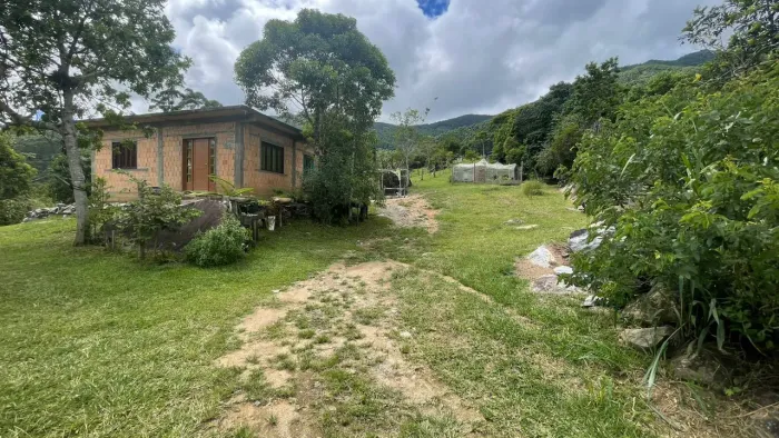 SÍTIO A VENDA em  CANELINHA 