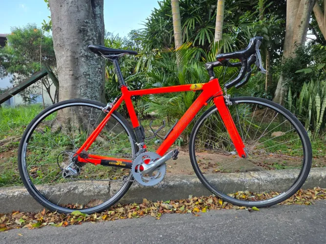Bicicleta de Estrada Vicini Garfo Carbono Tam 51