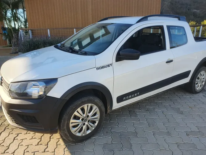 Volkswagen Saveiro Robust 1.6 Total Flex 8V CD 2021
