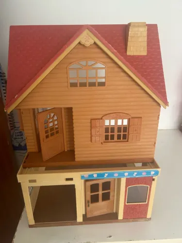 Casinha de boneca