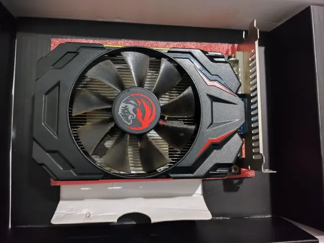 Placa de vídeo Radeon R7 250