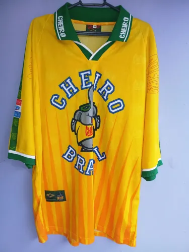 Camisa antiga da Seleção brasileira 98