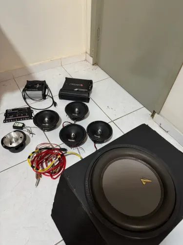 Vendo Som Automotivo