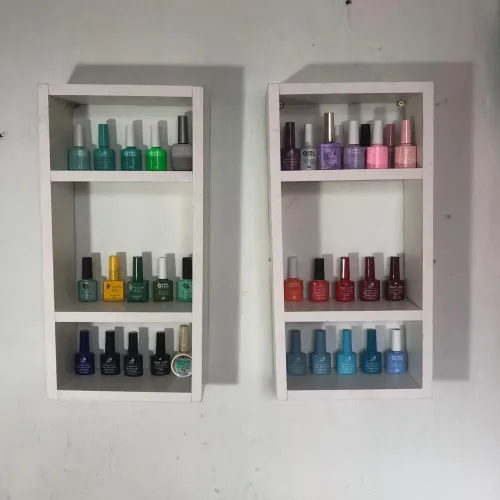 2 Expositores de unha + 35 esmalte em gel 