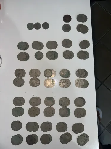 Lote com 80 moedas originais de 200 Réis - Império do Brasil - Ano 1870. Não restauradas.