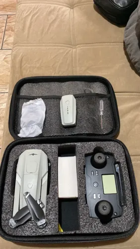 Drone kf102 detalhe na foto