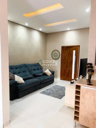 Casa à venda de 3 quartos, piscina, 190m² - Jardim Veneto I - Sertãozinho/SP
