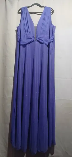Vestido de festa lilás tamanho 52