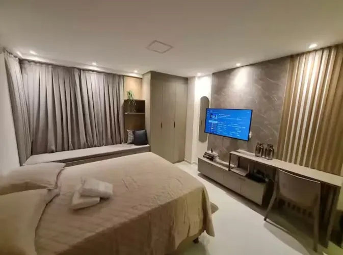 Aluguel Anual: Flat Moderno com Vista Mar a 150m do Caribessa R$ 2.700/mês