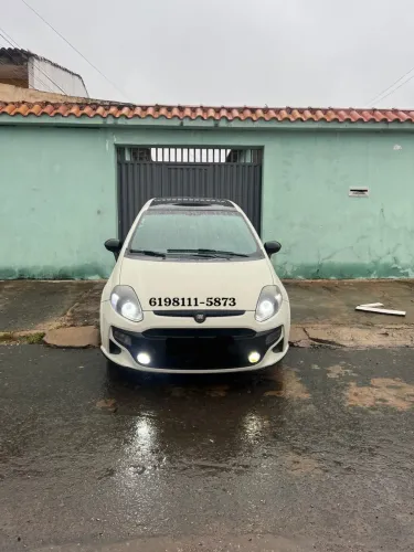Fiat Punto Blackmotion 1.8 Flex 16V 5P. 2014