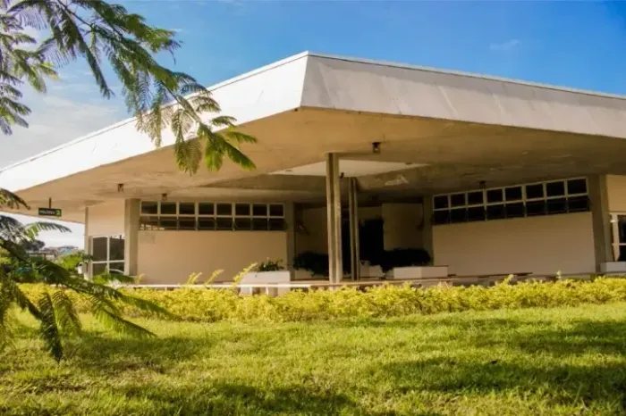 Vendo jazigo Bosque da Esperança(Belo Horizonte) Excelente oportunidade.2 gavetas sem uso.