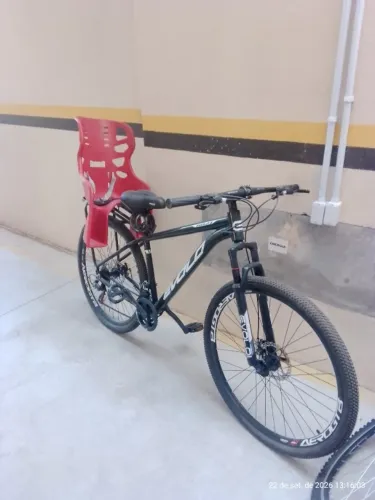 Bicicleta Aro 29 Evolo - Semi nova 2 Meses de uso + Cadeirinha + Nota Fiscal