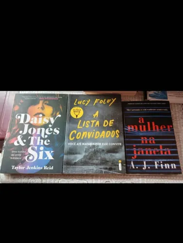 Vendo livros diverso