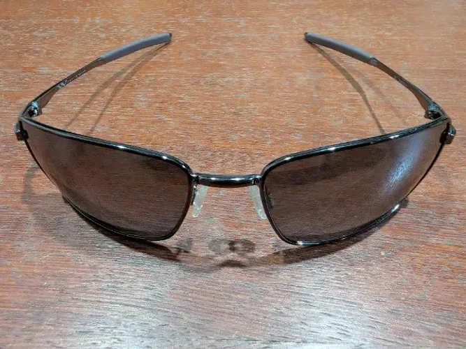 Óculos Oakley Square Wire Black polarized