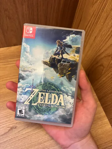 Zelda Tears of The Kingdom - Nintendo Switch