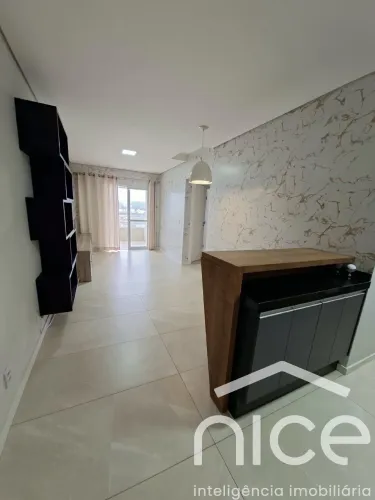 Apartamento semimobiliado, com 2 Dormitórios, sendo 1 Suíte, no bairro Dom Bosco, em Itaja
