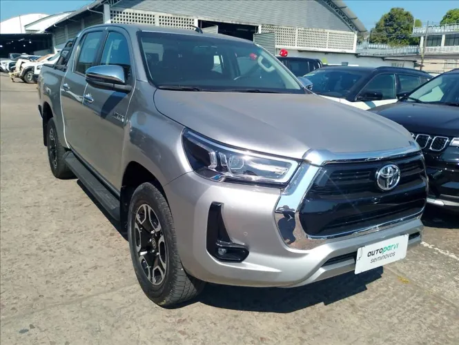 Toyota Hilux CD SRV 4X4 2.8 TDI Diesel Aut. 2024