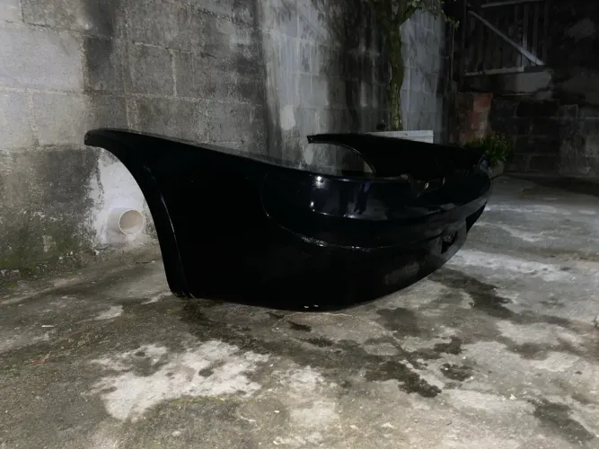 Parachoque Corsa Sedan 2002 a 2012