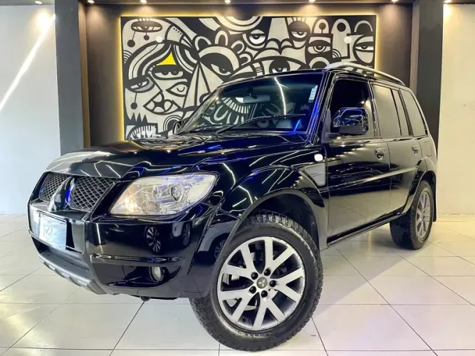 Mitsubishi Pajero TR4 2.0 Flex 16V 4X2 Aut. 2013