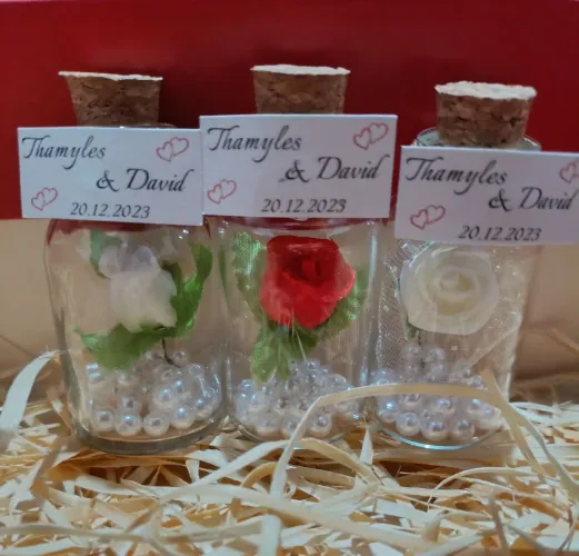 Lembrancinhas - Mini rosinhas frasco de vidro 