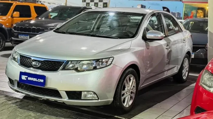 Kia Motors Cerato 1.6 16 V Flex Mec. 2012