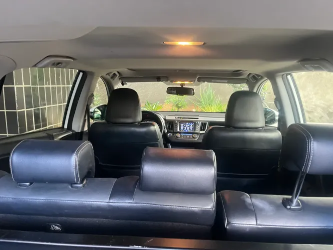 Toyota RAV4 2.5 4X4 16V Aut. 2014