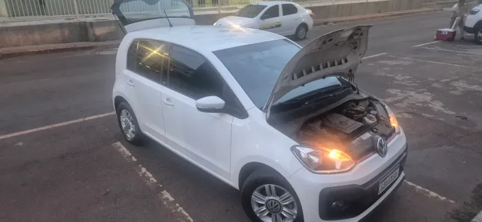Volkswagen Up! Move 1.0 TSI Total Flex 12V 5P 2018
