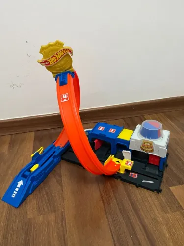 Delegacia Hot Wheels City