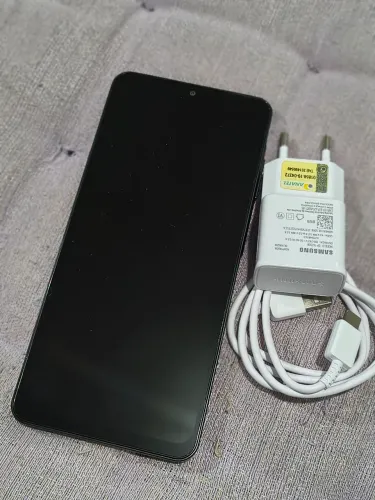 Samsung Galaxy A06 5G 128GB / 4GB RAM - Perfeito Estado!
