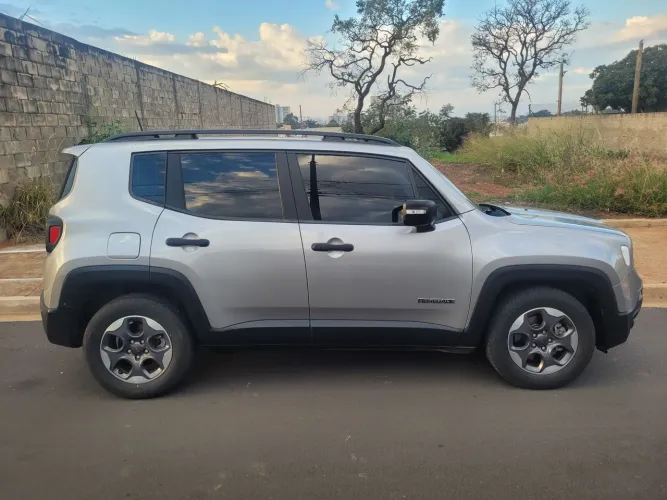 Jeep Renegade 1.8 4X2 Flex 16V Aut. 2020