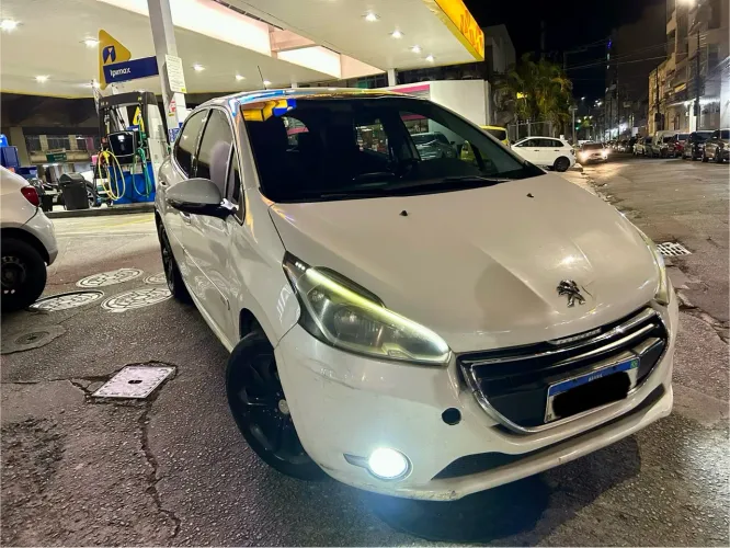 Peugeot 208 Griffe 1.6 Flex 16V 5P Mec. 2015
