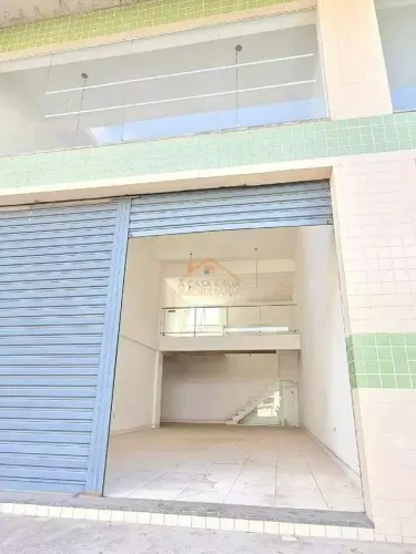 Loja para locação com 120m² 01 Banheiro Área de Serviço e 02 Portas de Aço no bairro Tropi
