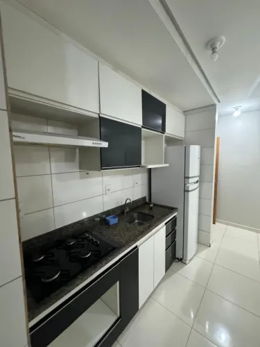 Alugo apartamento 504 norte 2/4 sendo uma suíte