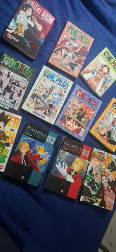 Vários mangá, one piece, demon slayer, hunter x hunter..