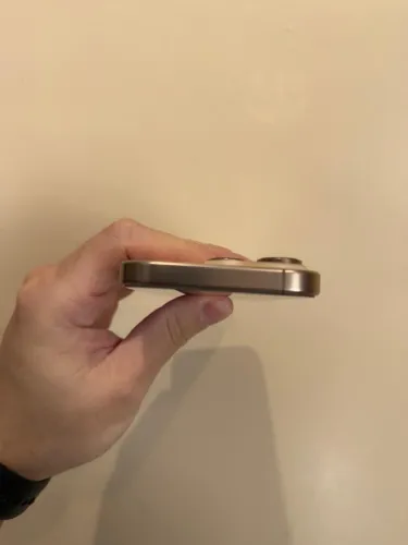 iPhone 16 Pro - Em perfeito estado com nota