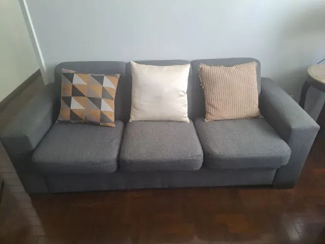 Sofá com 3 e 2 lugares