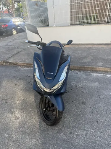 Honda PCX - 2024 - ótimo estado