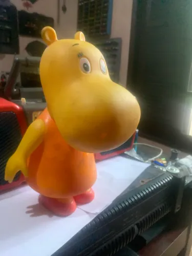 rádio FM da personagem Tasha 
