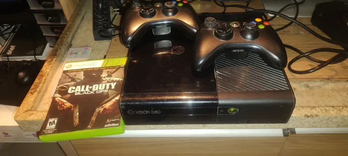 Xbox super slim com jogos