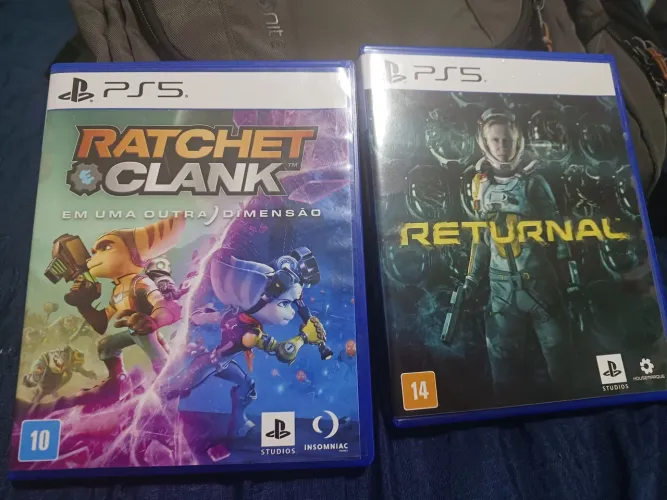 Vendo jogos de play 5 nunca usados