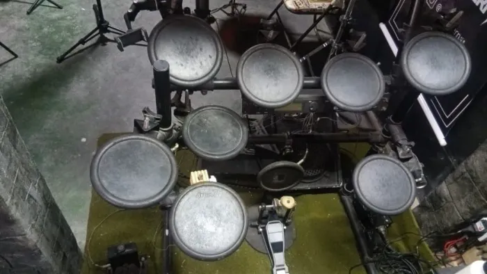 bateria eletrônica Alesis DM5