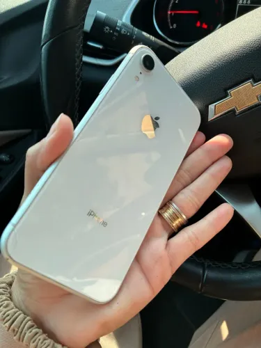 iPhone XR branco